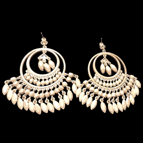 VTG SILVER TONE BOHEMIAN ETHNIC TRIBAL DANGLE EARRINGS - Picture 4 of 4